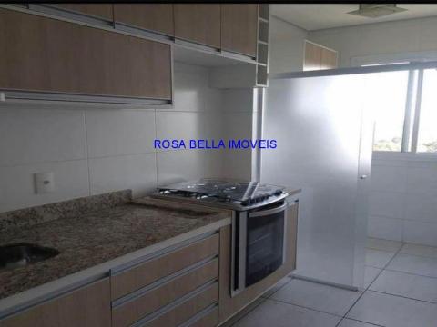 APARTAMENTO COM ARMÁRIOS PLANEJADOS COMPLETO