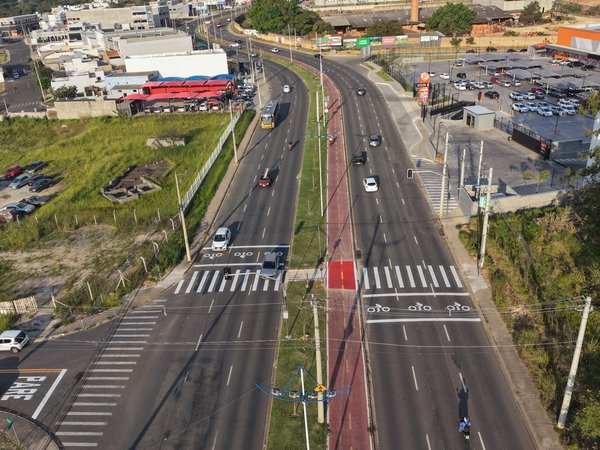 Prefeitura inicia estudo e monitoramento de tráfego na Avenida Manoel Ruz Peres