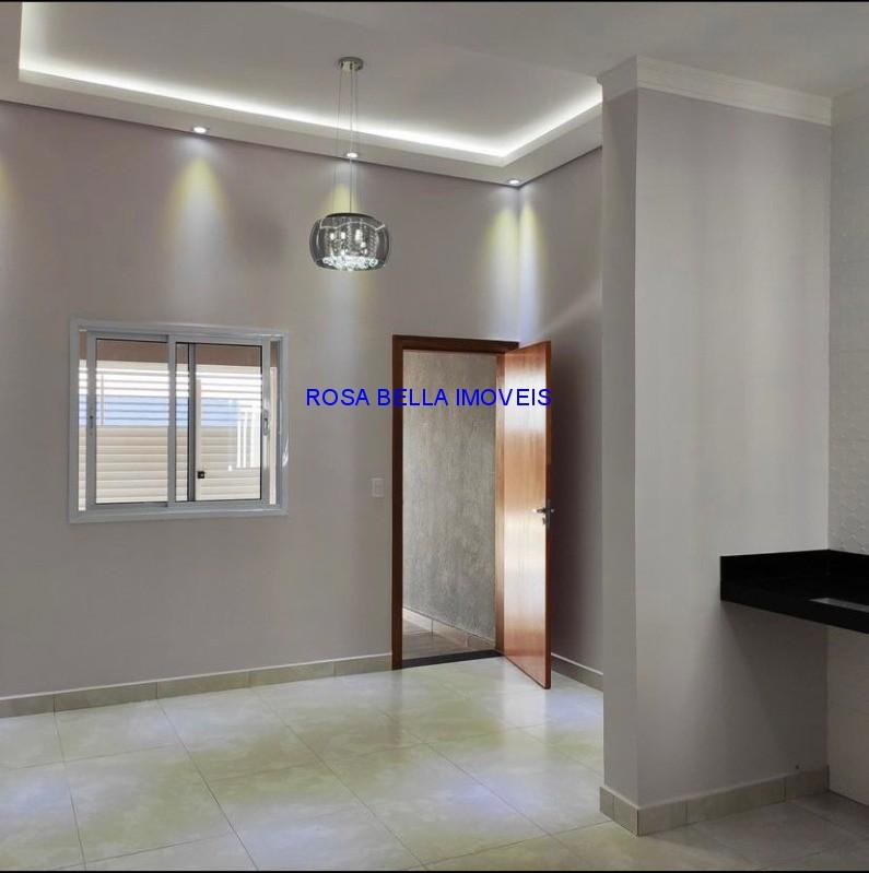 Casa em JARDIM MONTE CARLO, INDAIATUBA - CASA À VENDA EM INDAIATUBA - Imóvel em fino acabamento com 2 dormitórios, sendo 1 suíte; banheiros e cozinha com armários planejados